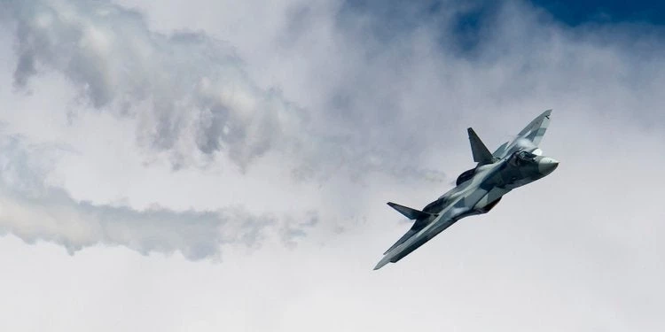 Τους κονιορτοποίησαν: Η ρωσική Αεροπορία απαντά ακαριαία στον βομβαρδισμό χριστιανικής πόλης στη Συρία – Βίντεο